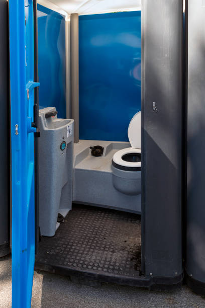 Best High-end porta potty rental  in Barberton, WA