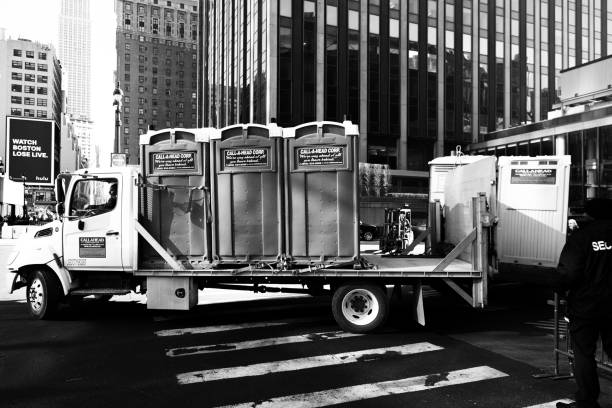 Best Portable sink rental  in Barberton, WA